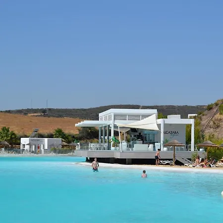 Al-1303 In - Alcazaba Lagoon *